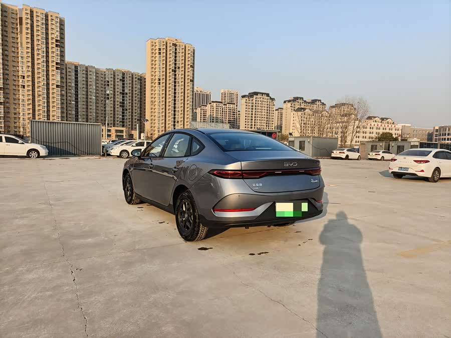 BYD Qin Plus 2025 صورة سيارة #10