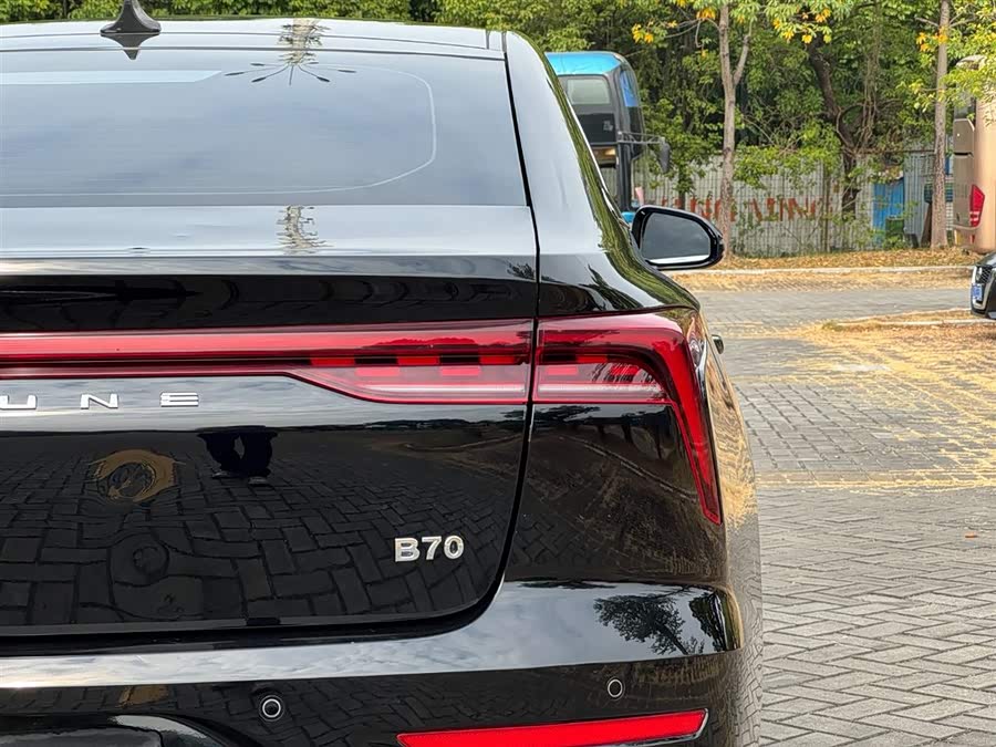 奔腾 奔腾B70 2023 汽车图片 #10