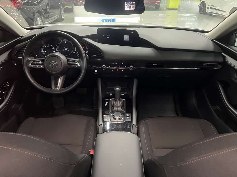 Mazda 3 Axela 2021 car image #10