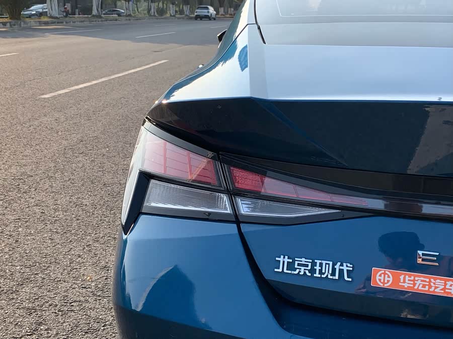 Hyundai Elantra 2020 immagine di auto #10