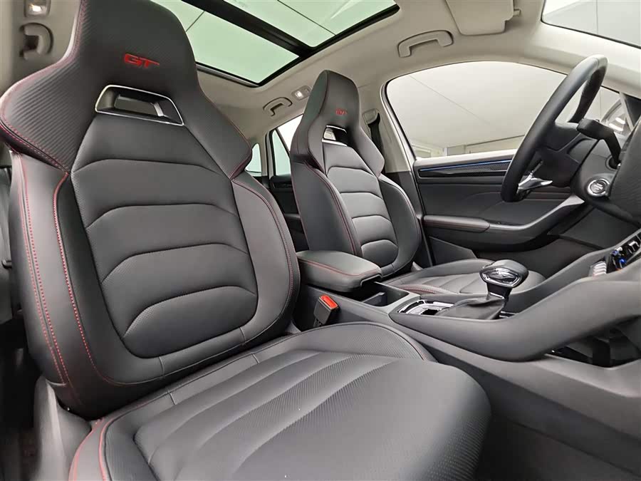 Skoda Kodiaq GT 2022 صورة سيارة #10