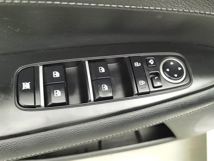 Kia K3 2020 car image #10