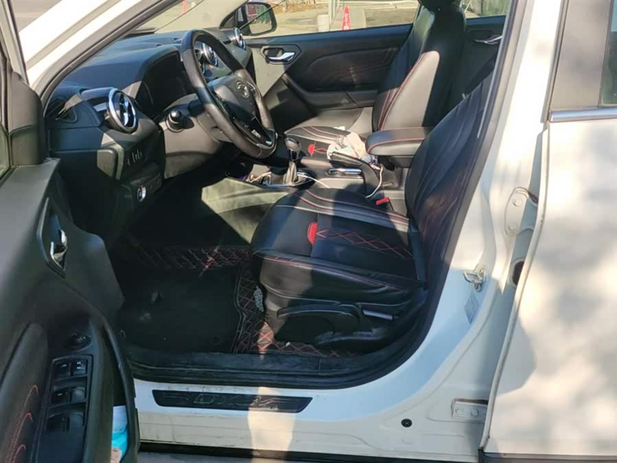 Soueast DX3 2017 imagen de coche #10