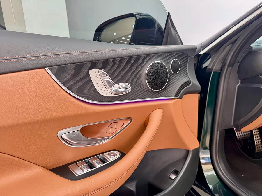 Mercedes-Benz E Class (Imported) 2020 immagine di auto #10