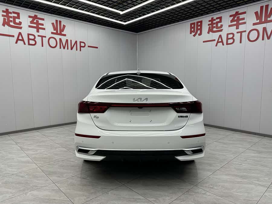 Kia K3 2023 car image #10