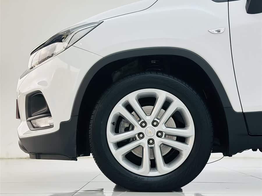 Chevrolet Tracker 2017 #10 Chevrolet Tracker 2017 car image #10