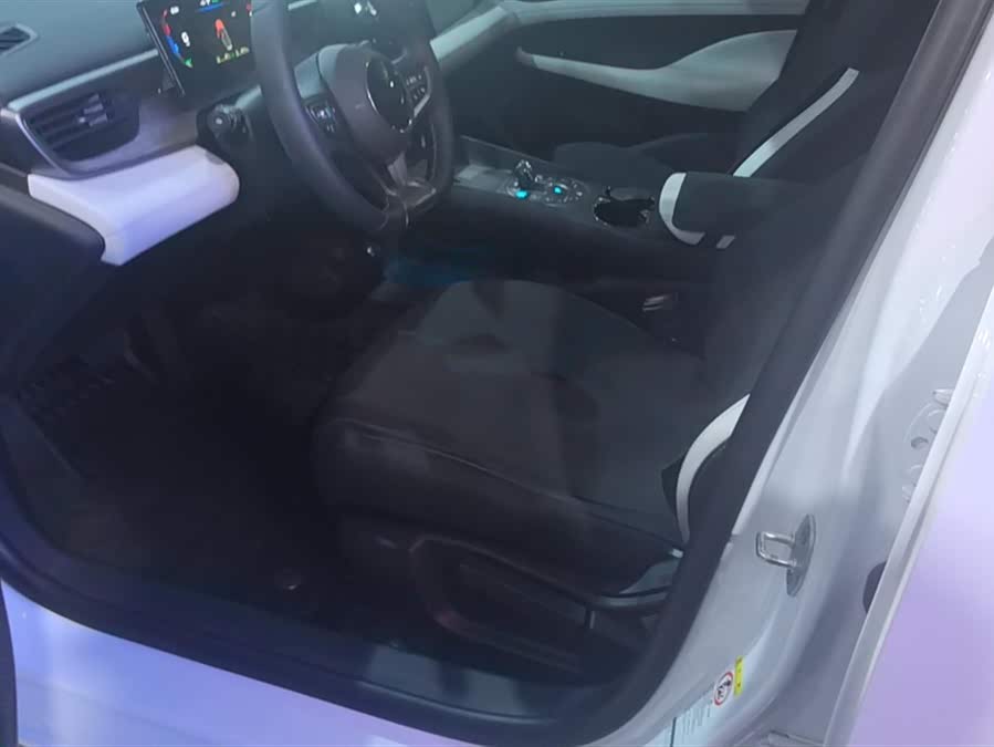 BYD Seal 05 DM-i 2025 car image #10