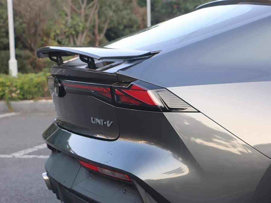 Changan UNI-V 2025 #10 Changan UNI-V 2025 immagine di auto #10