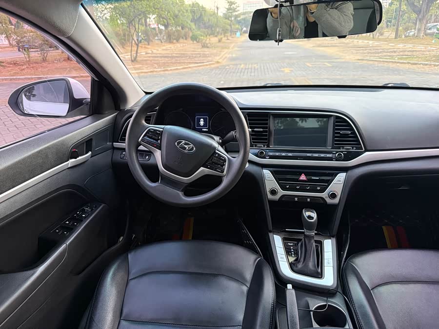 Hyundai Elantra AD 2018 car image #10