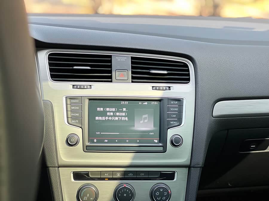 Volkswagen Golf (Imported) 2016 imagem de carro #10