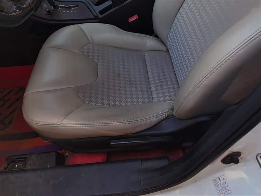 GAC Trumpchi GA3S 2016 #10 GAC Trumpchi GA3S 2016 car image #10