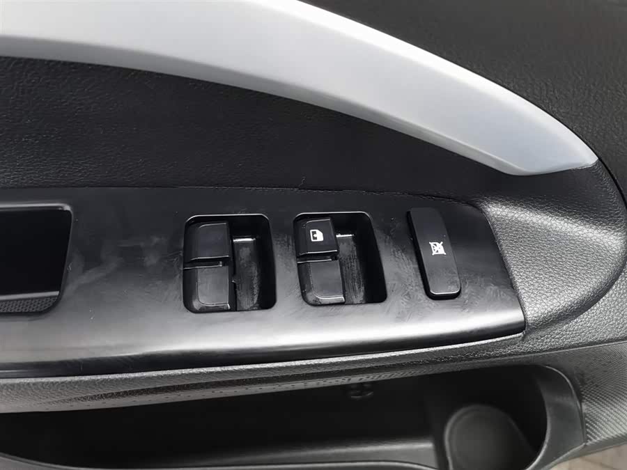 Kia KX1 2019 immagine di auto #10