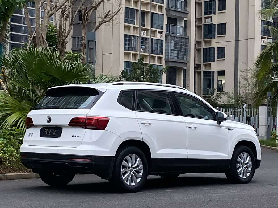 Volkswagen Tharu 2018 immagine di auto #10