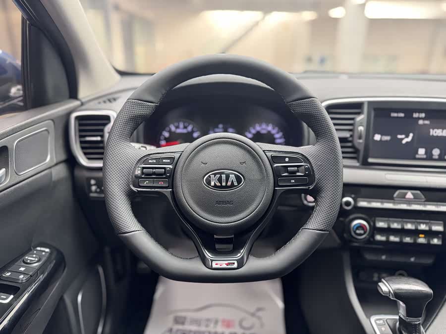 Kia KX5 2016 car image #10