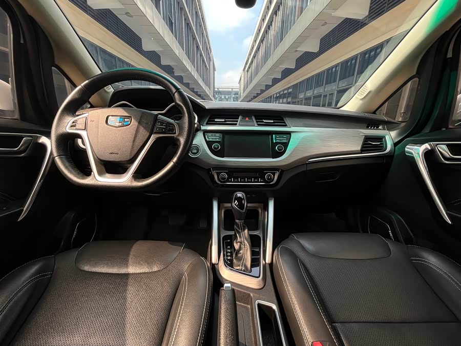 Vision X3 2018 car image #10