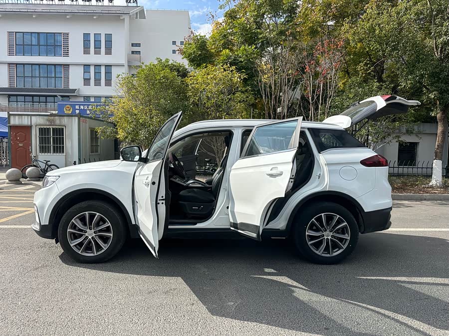 GEELY Boyue 2020 #10 GEELY Boyue 2020 car image #10