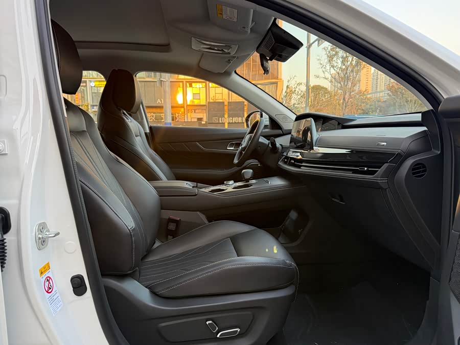 Changan UNI-K iDD 2025 immagine di auto #10