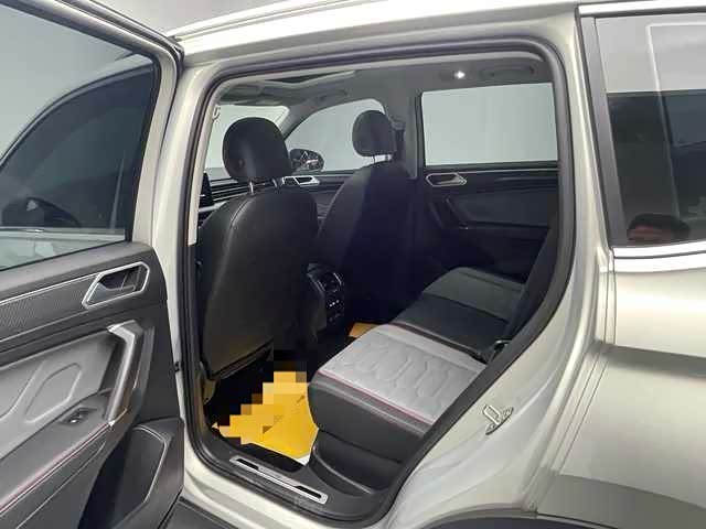 Volkswagen Tiguan L 2023 #10 Volkswagen Tiguan L 2023 car image #10