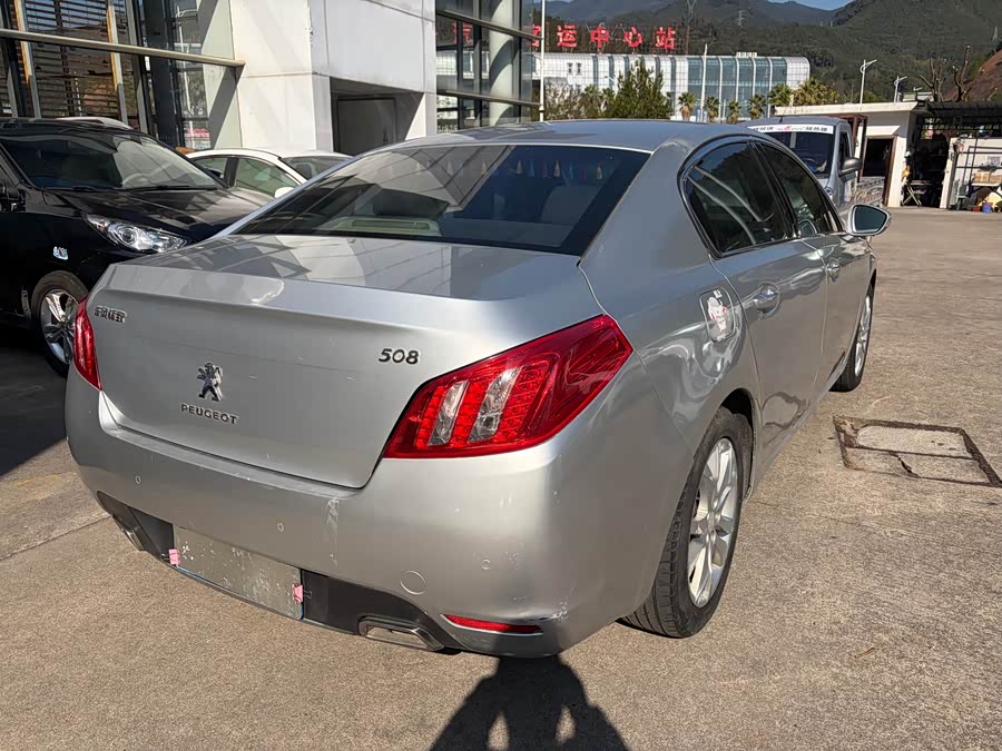 Peugeot 508 2011 car image #10