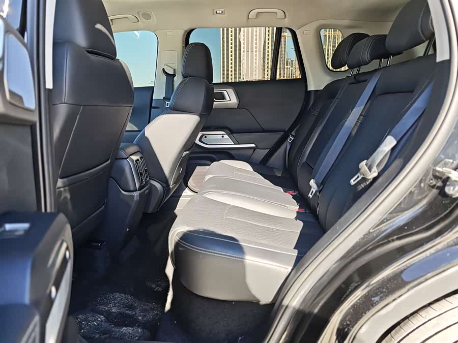 FangChengBao Tiger 3 2025 #10 FangChengBao Tiger 3 2025 car image #10