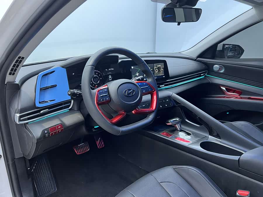 Hyundai Elantra 2022 car image #10