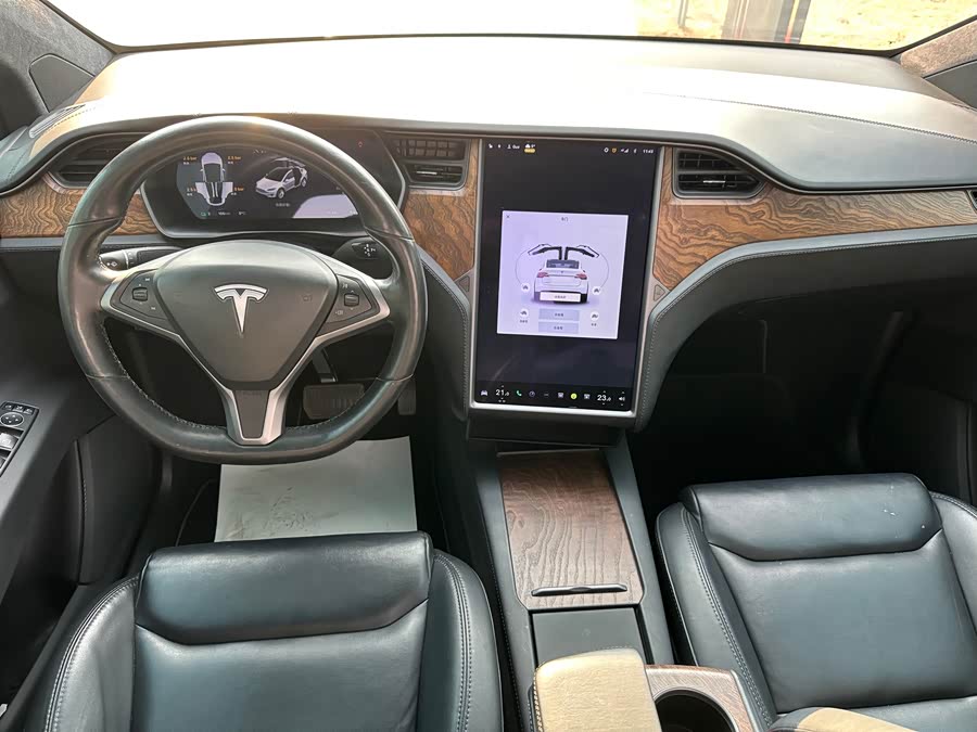 Tesla Model X 2020 #10 Tesla Model X 2020 car image #10