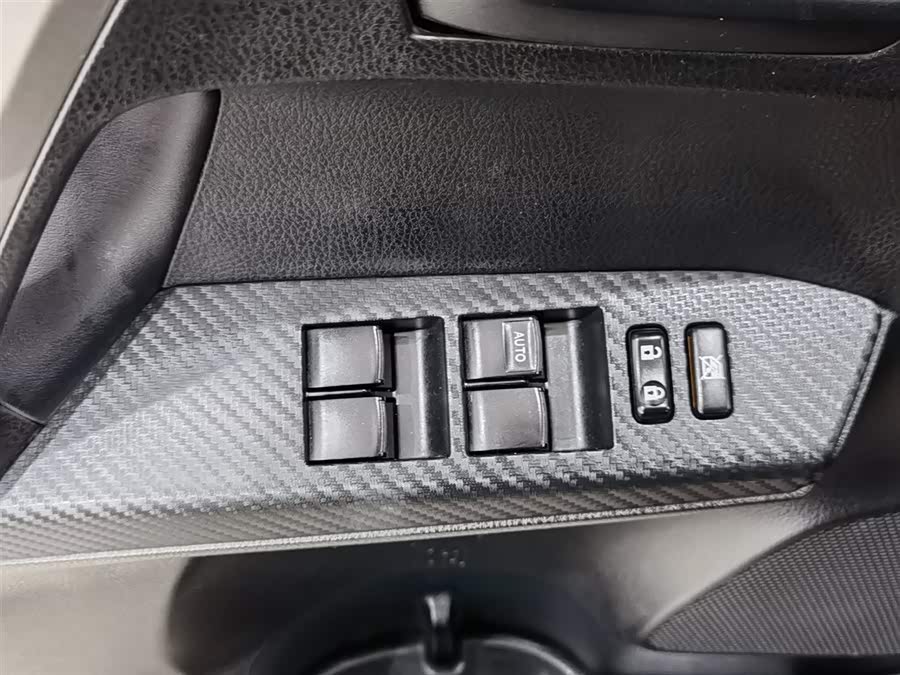 Toyota 2014 car image #10