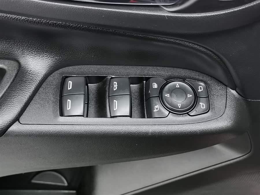 Chevrolet Equinox 2017 car image #10