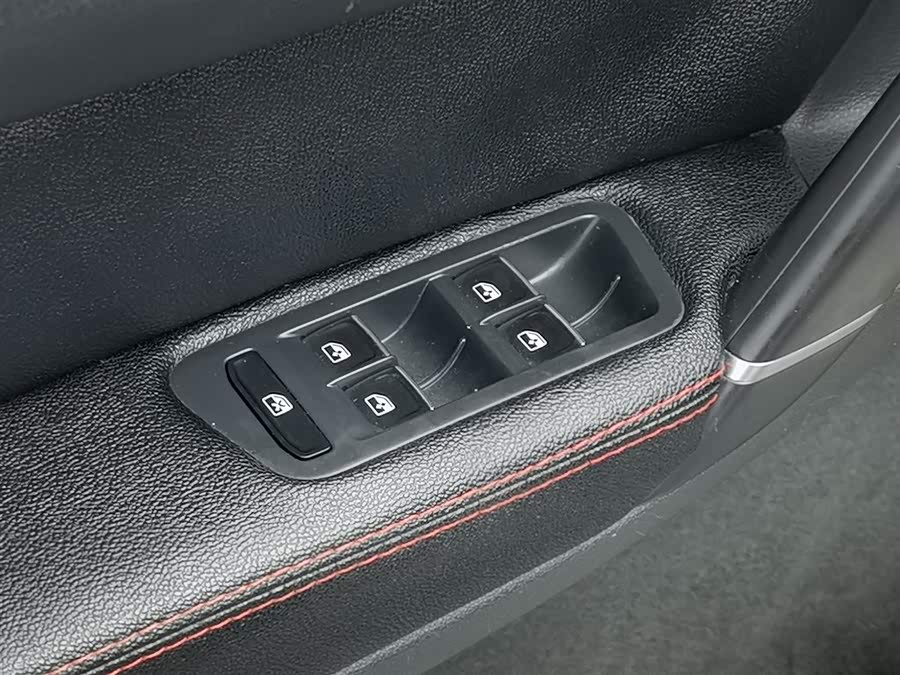 大众 高尔夫·嘉旅 2016 汽车图片 #10