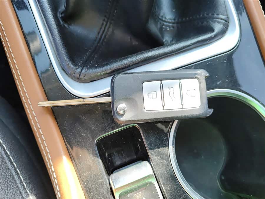 众泰 众泰T300 2018 汽车图片 #10