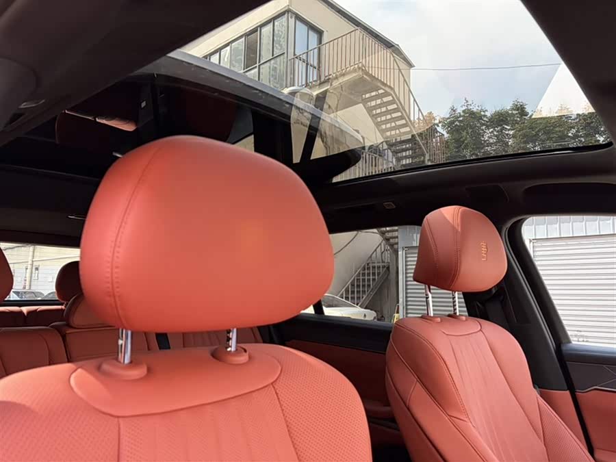 BYD Tang L 2025 #10 BYD Tang L 2025 car image #10