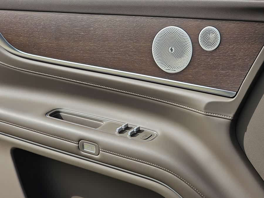 2024 immagine di auto #10
