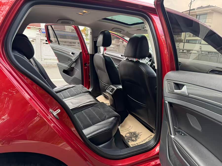 Volkswagen Golf 2018 #10 Volkswagen Golf 2018 car image #10