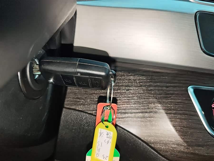 Forthing T5 2024 #10 Forthing T5 2024 immagine di auto #10