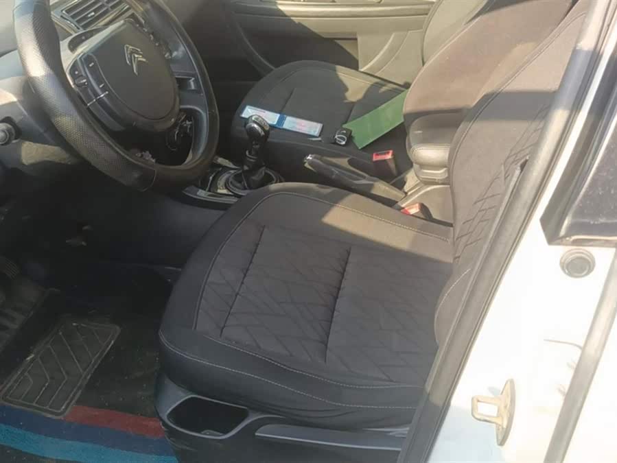 Citroen C-Quatre 2017 imagen de coche #10