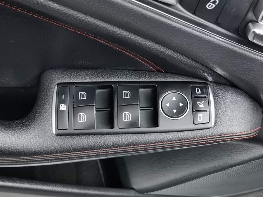 奔驰 奔驰A级AMG(进口) 2016 汽车图片 #10