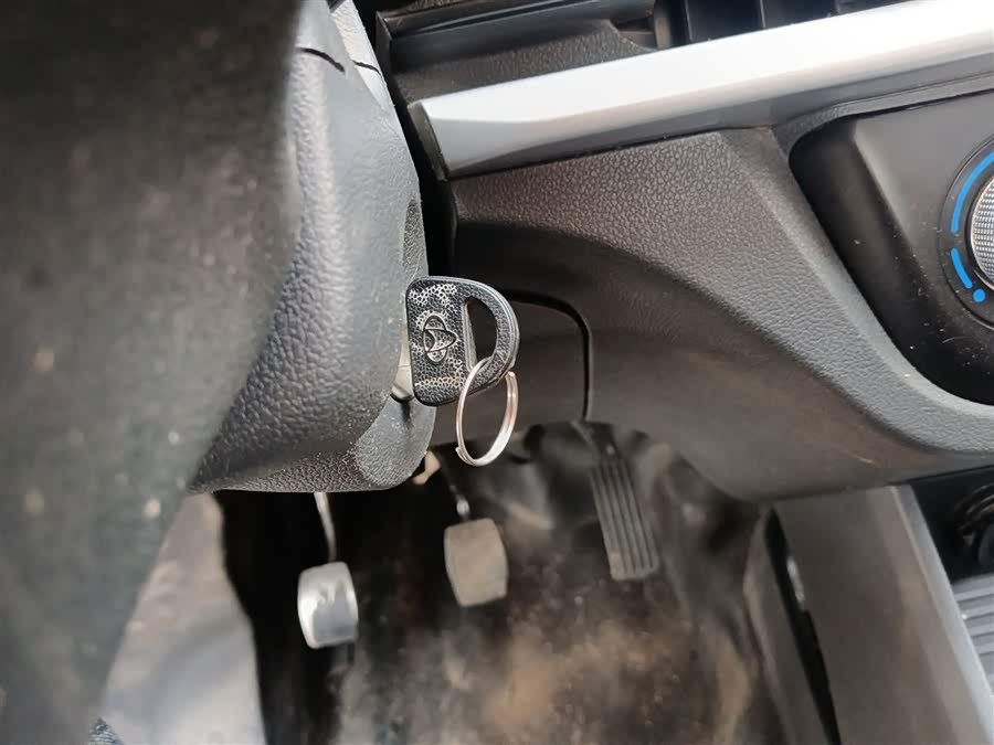 2024 car image #10
