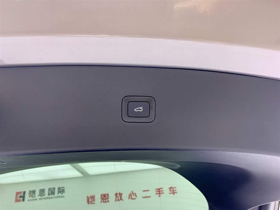 MI YU7 2025 car image #10