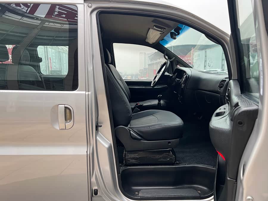 JAC 2013 #10 JAC 2013 car image #10