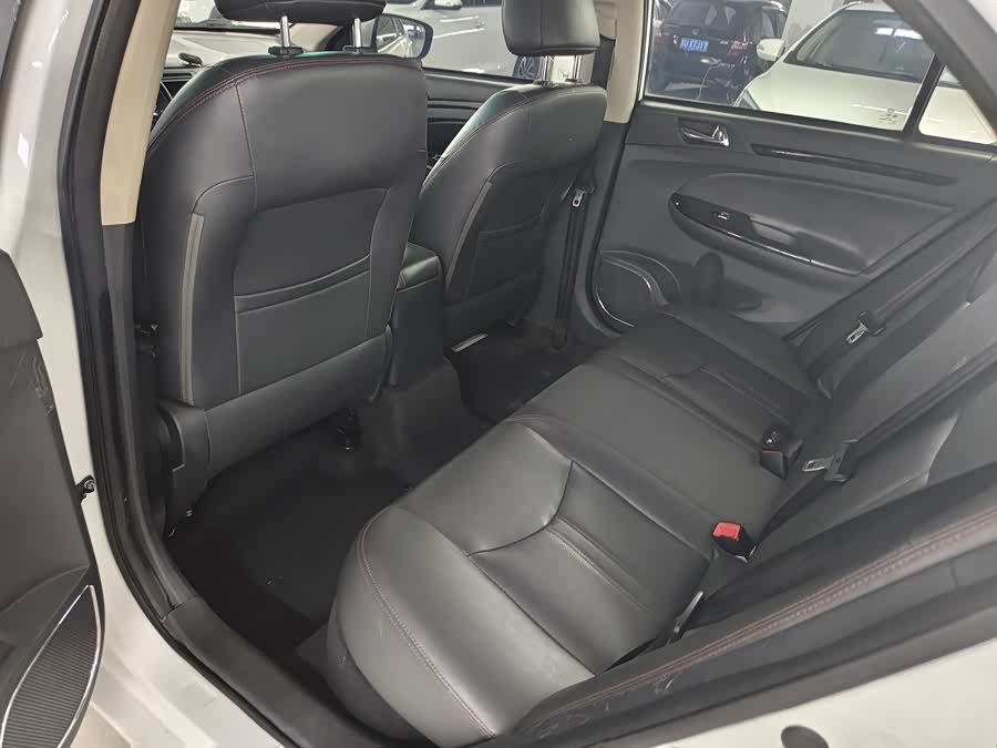 BYD e5 2019 car image #10