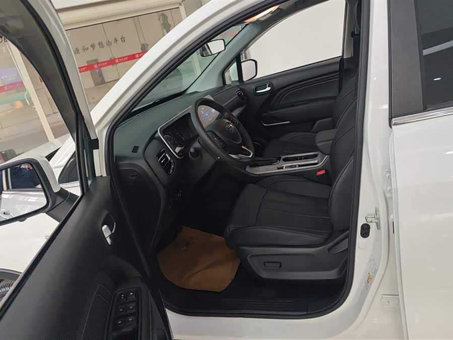 GAC Trumpchi GS3 2023 car image #10