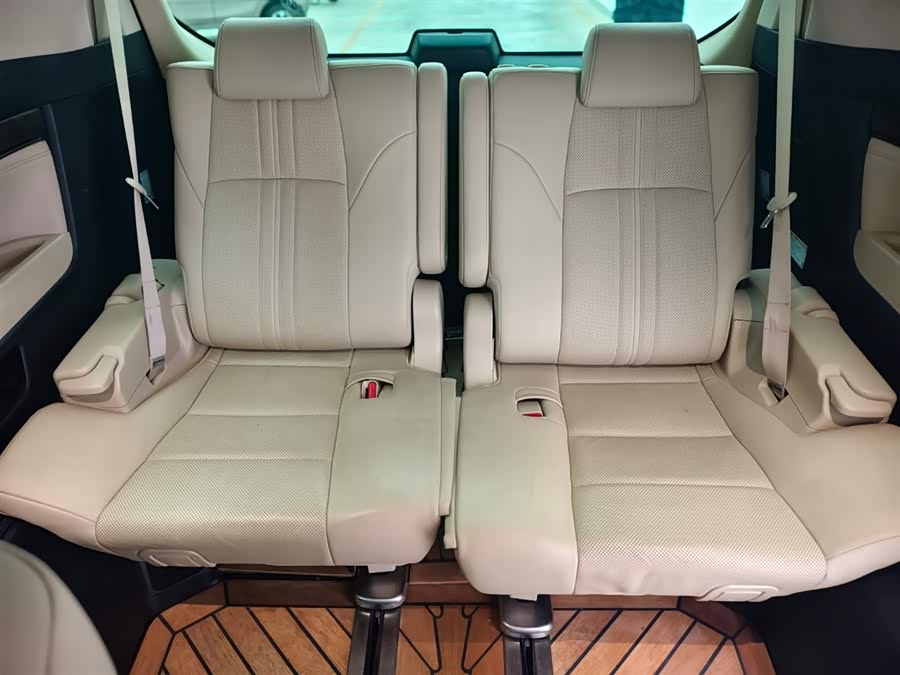 Toyota Vellfire 2020 car image #10