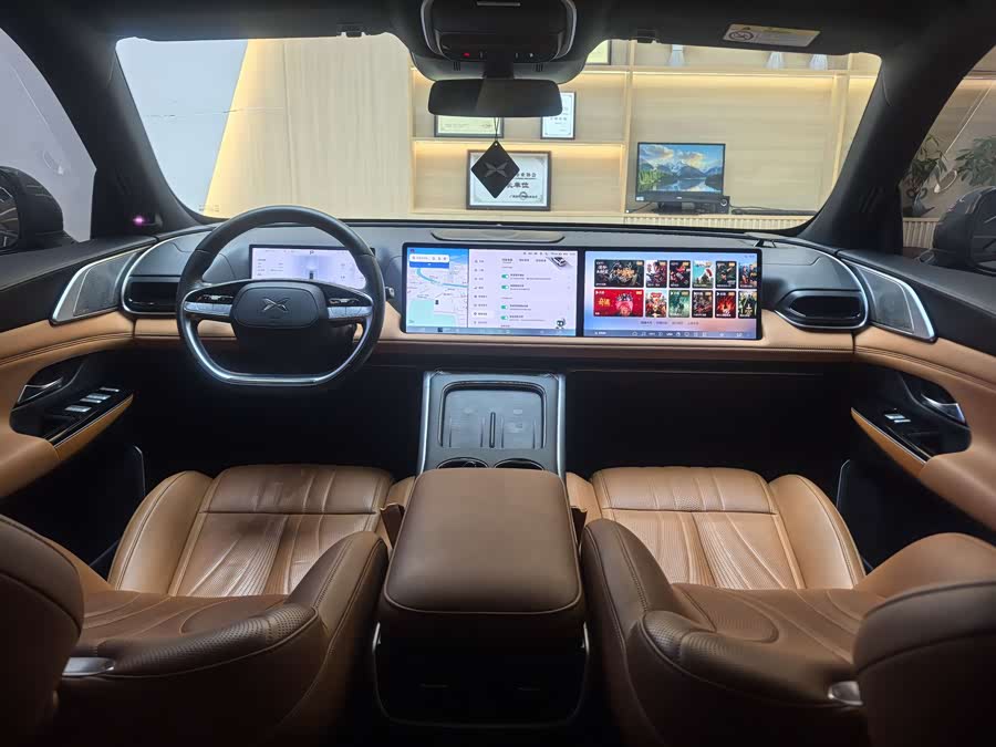 Xpeng G9 2023 car image #10