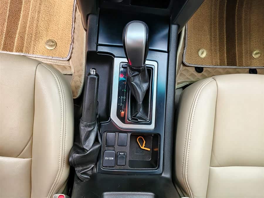 Toyota Prado (Imported) 2011 car image #10