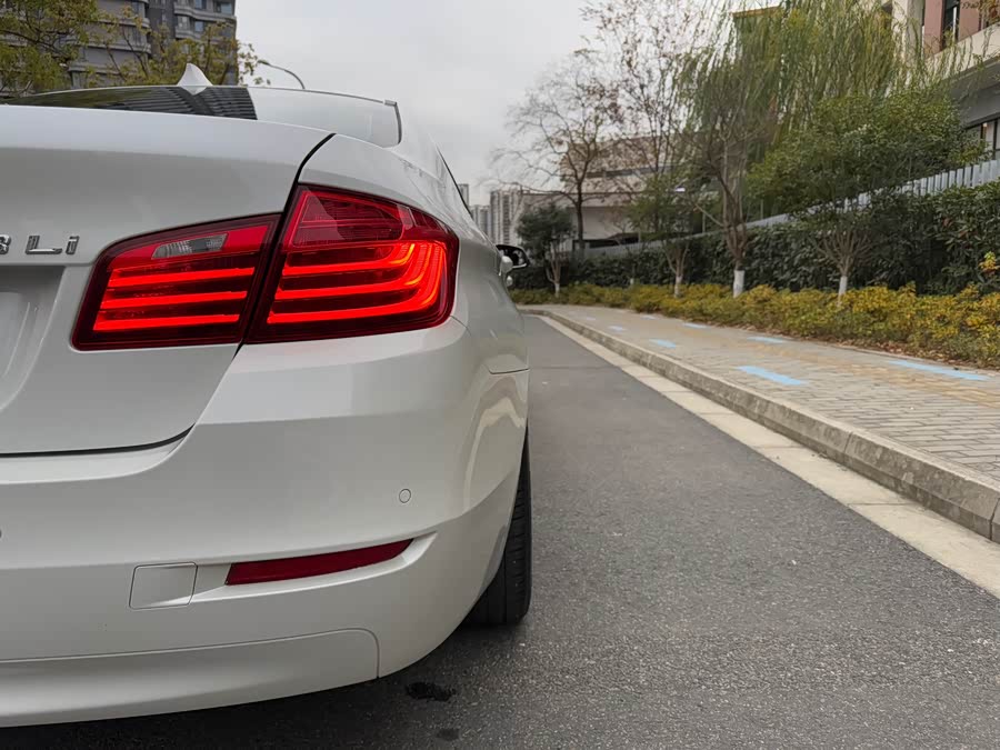 BMW 5 Series 2016 #10 BMW 5 Series 2016 car image #10