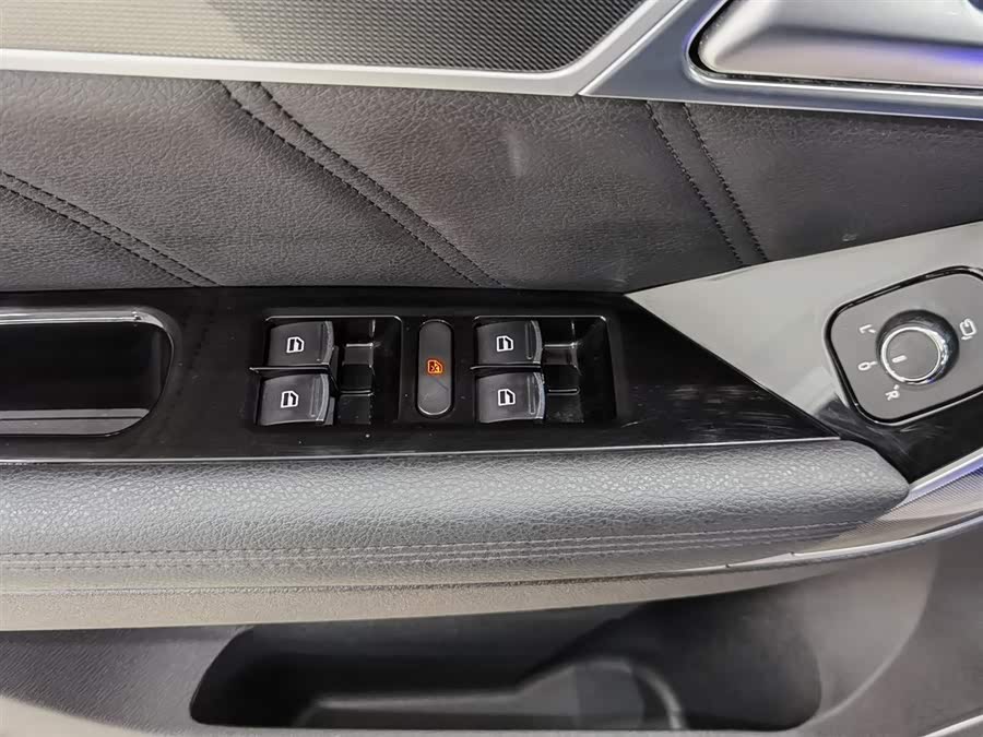 Haval H6 Coupe 2017 car image #10