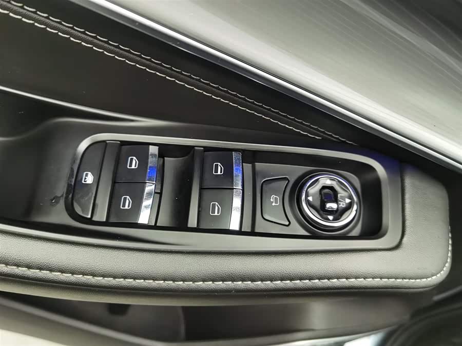 Exceed Chasing Wind 2020 #10 Exceed Chasing Wind 2020 car image #10