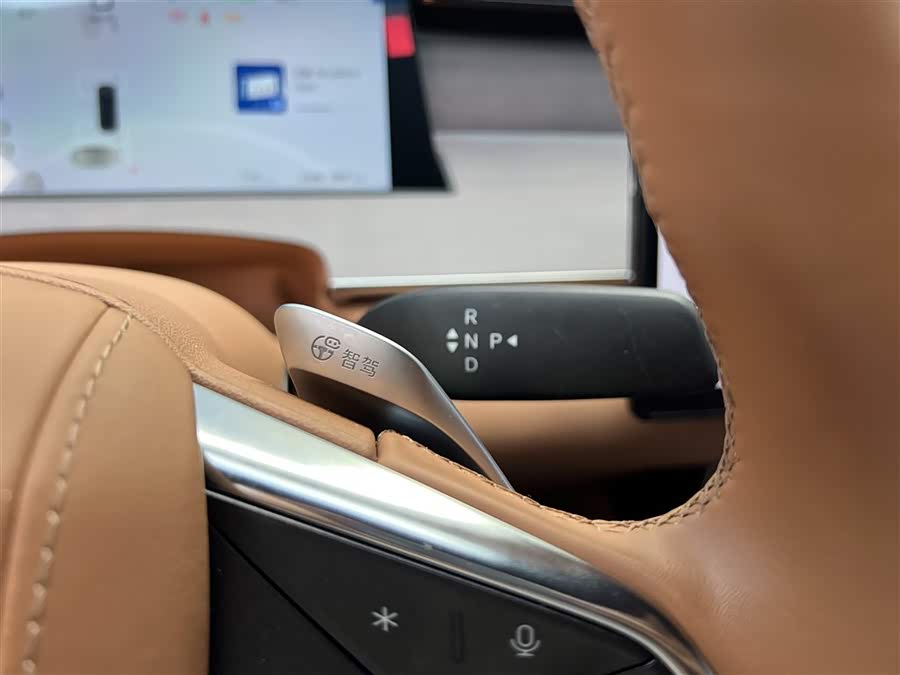 BYD HanL 2025 car image #10