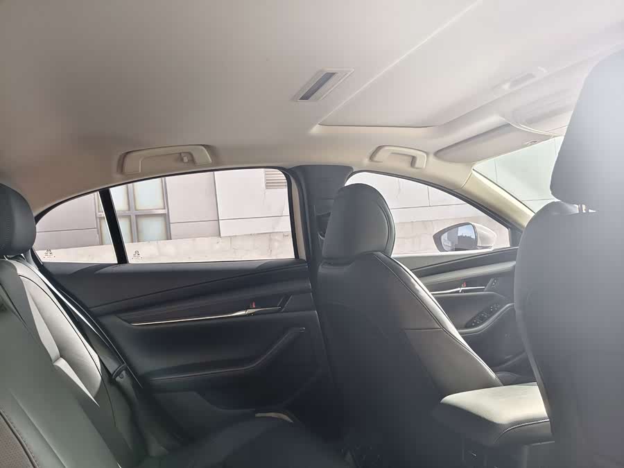 Mazda 3 Axela 2021 immagine di auto #10