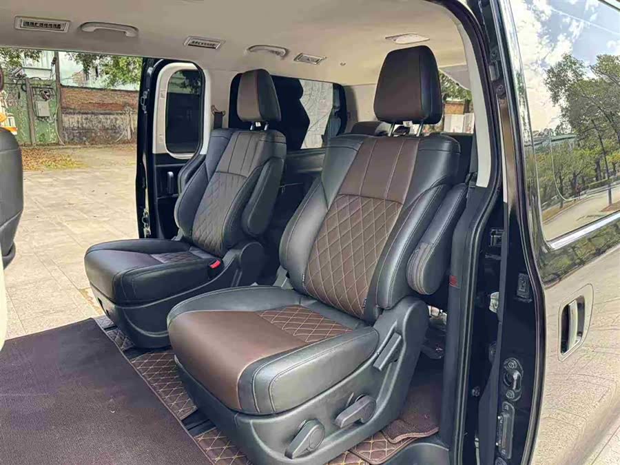 Forthing M7 2021 #10 Forthing M7 2021 immagine di auto #10